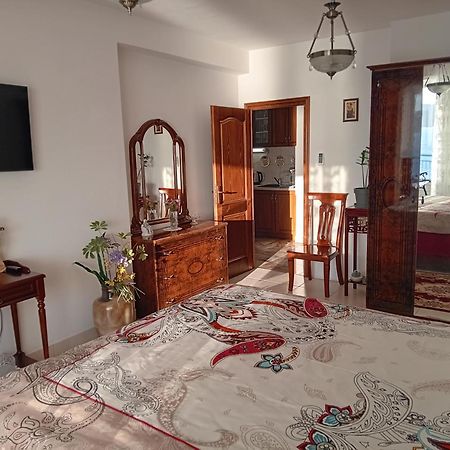 Olga Bashinskaya Apartment Sutomore Ngoại thất bức ảnh