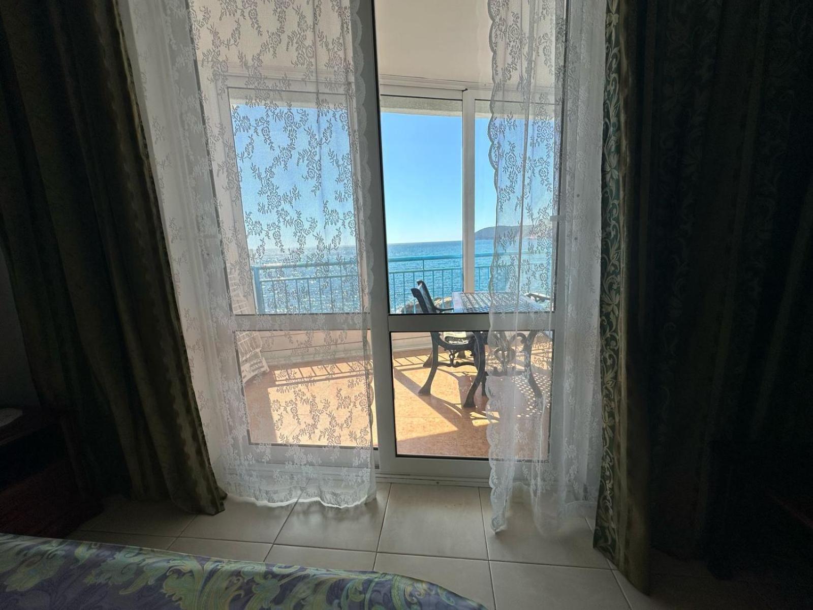 Olga Bashinskaya Apartment Sutomore Ngoại thất bức ảnh